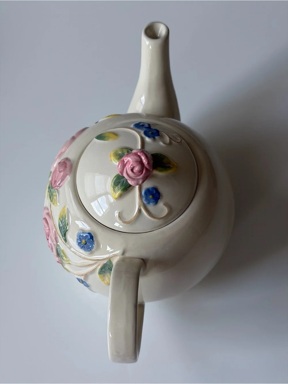 KF Vintage Ivory Glaze Ceramic Teapot - Embossed Pink Roses & Blue Flowers.